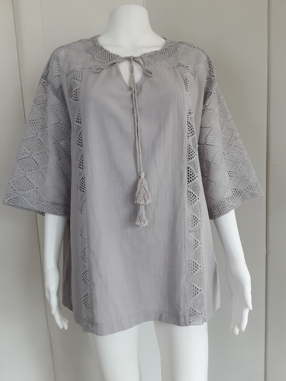 Light Gray Cotton Blend Crochet Sleeves|Trim Keyhole Tassel Tie Boxy Top Sz XXL